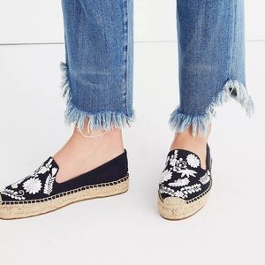 Soludos Ibiza Embroidered Espadrille Slipper Flat Navy Blue and White Shoes